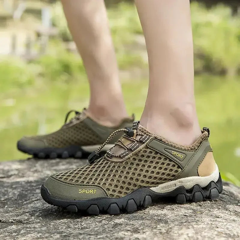 2024 Men Casual Wading Sneakers Summer Fashion Breathable Mesh Shoes Mens Non-Slip Hiking Climbing Trekking Sneaker Men Korean